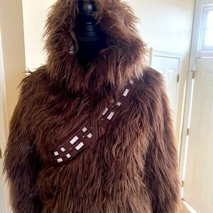 Disney Star Wars most realistic Wookie Chewbacca jacket ! Extremely soft in/out!